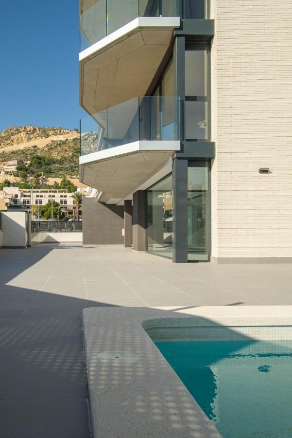 شقة Modern Sea Front Jacuzzi Blue Sky لقنت المظهر الخارجي الصورة