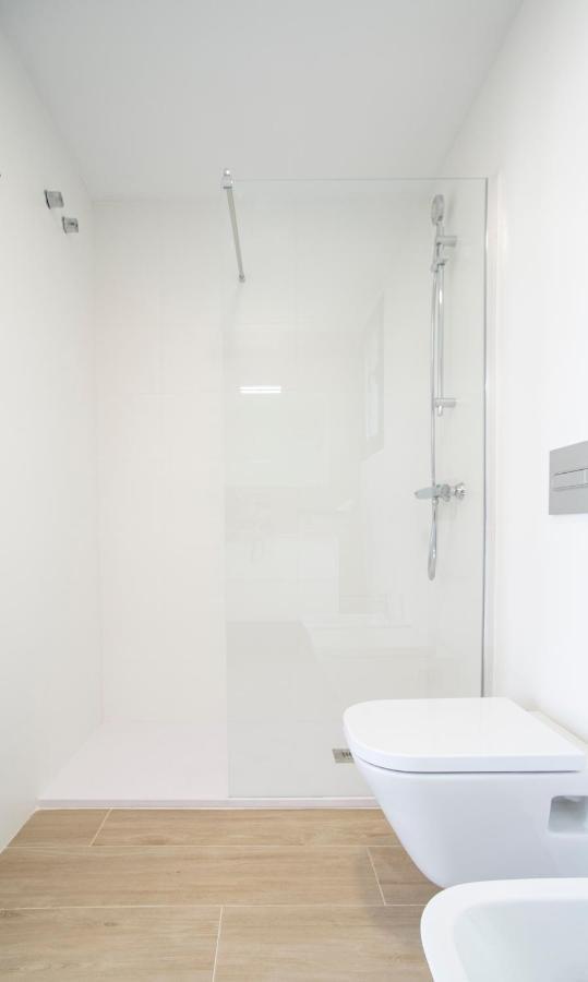 شقة Modern Sea Front Jacuzzi Blue Sky لقنت المظهر الخارجي الصورة